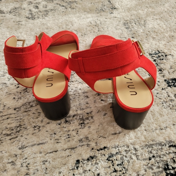 Red heels - Picture 5 of 6